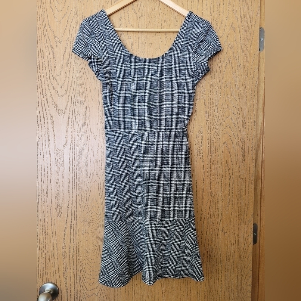 Planet Gold black & white plaid fit and flare dress with cap sleeve S